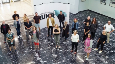 Magazin "Metropole Ruhr" zeigt sich solidarisch mit Kulturbranche - Für die 25. Ausgabe von "Metropole Ruhr" arbeiteten die Herausgeber mit diversen Künstler*innen zusammen; Foto: Wiciok